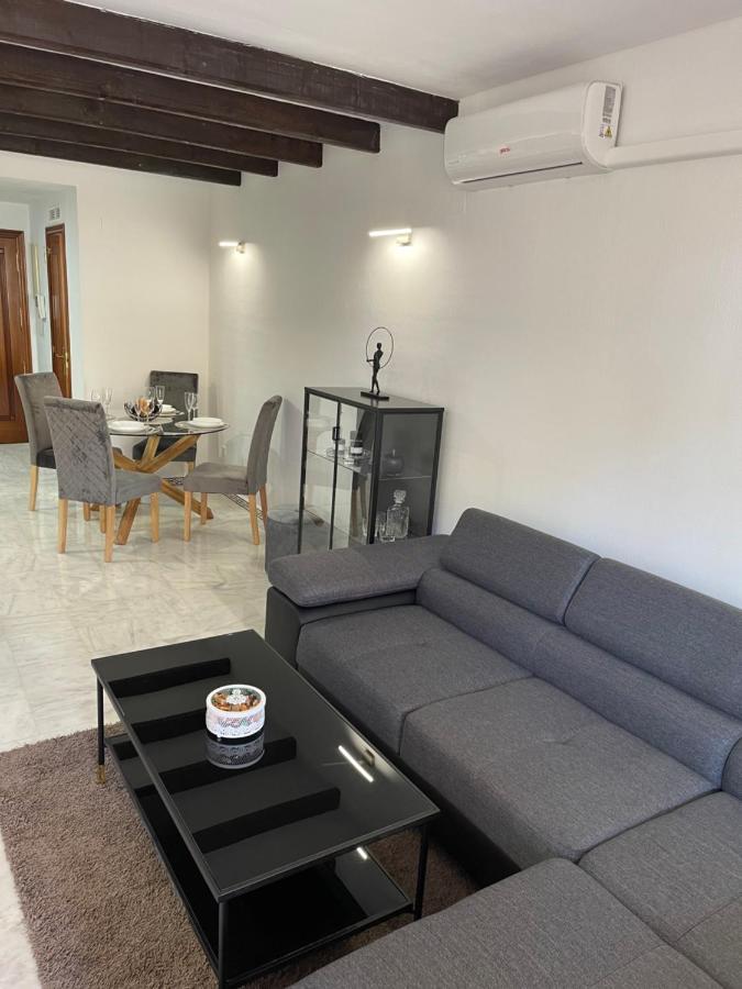Beach Apartament In Torrevieja Eksteriør billede