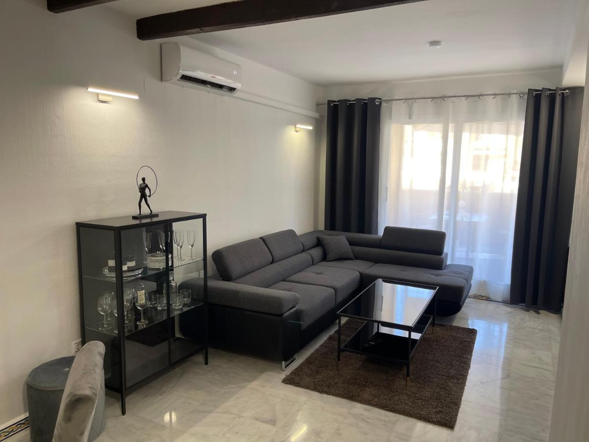 Beach Apartament In Torrevieja Eksteriør billede