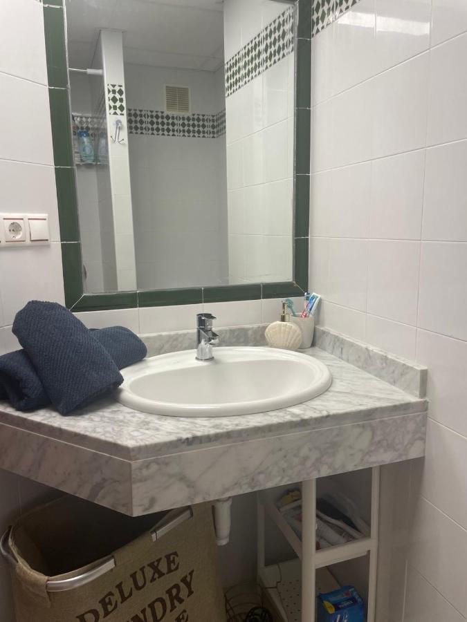 Beach Apartament In Torrevieja Eksteriør billede