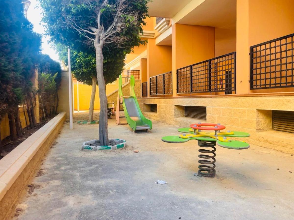 Beach Apartament In Torrevieja Eksteriør billede