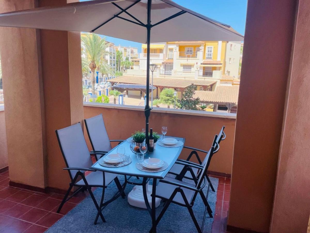 Beach Apartament In Torrevieja Eksteriør billede