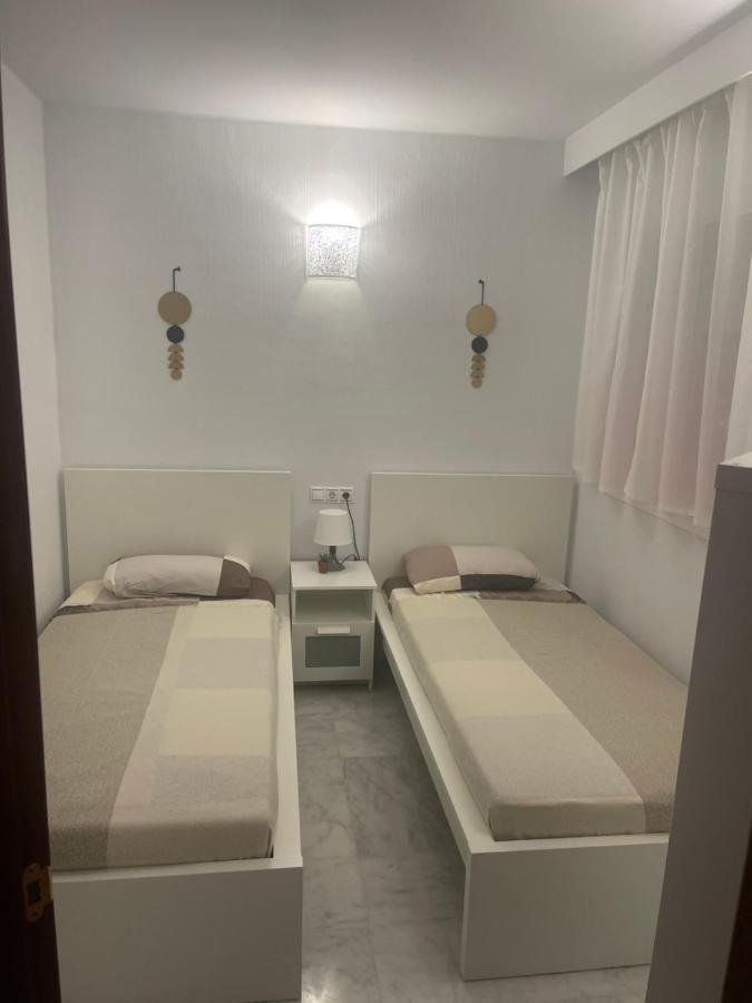 Beach Apartament In Torrevieja Eksteriør billede